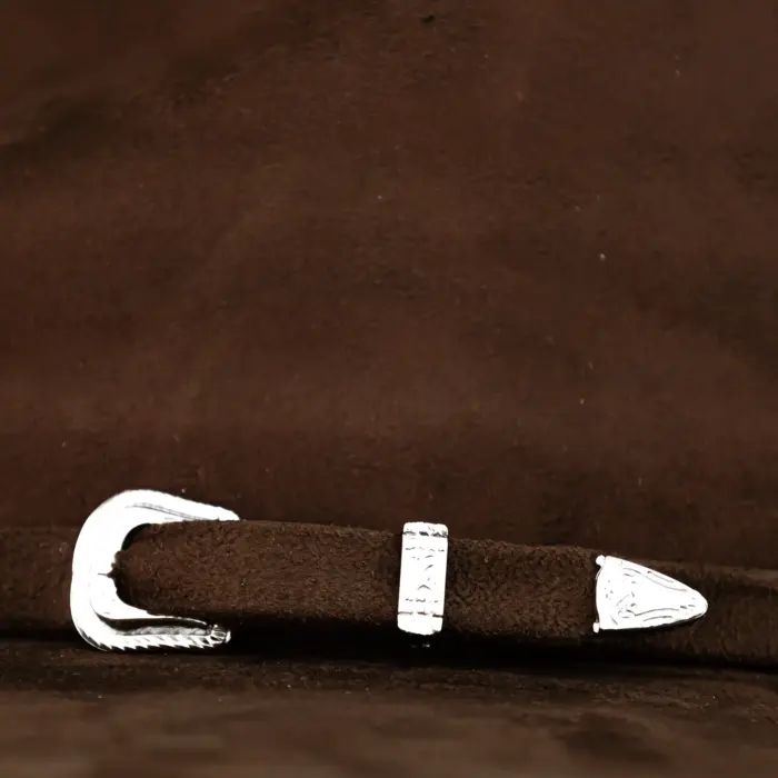 9004007-8-copia.webp Sombrero Adulto Avelar Explorer Gamuza - Imagen 8